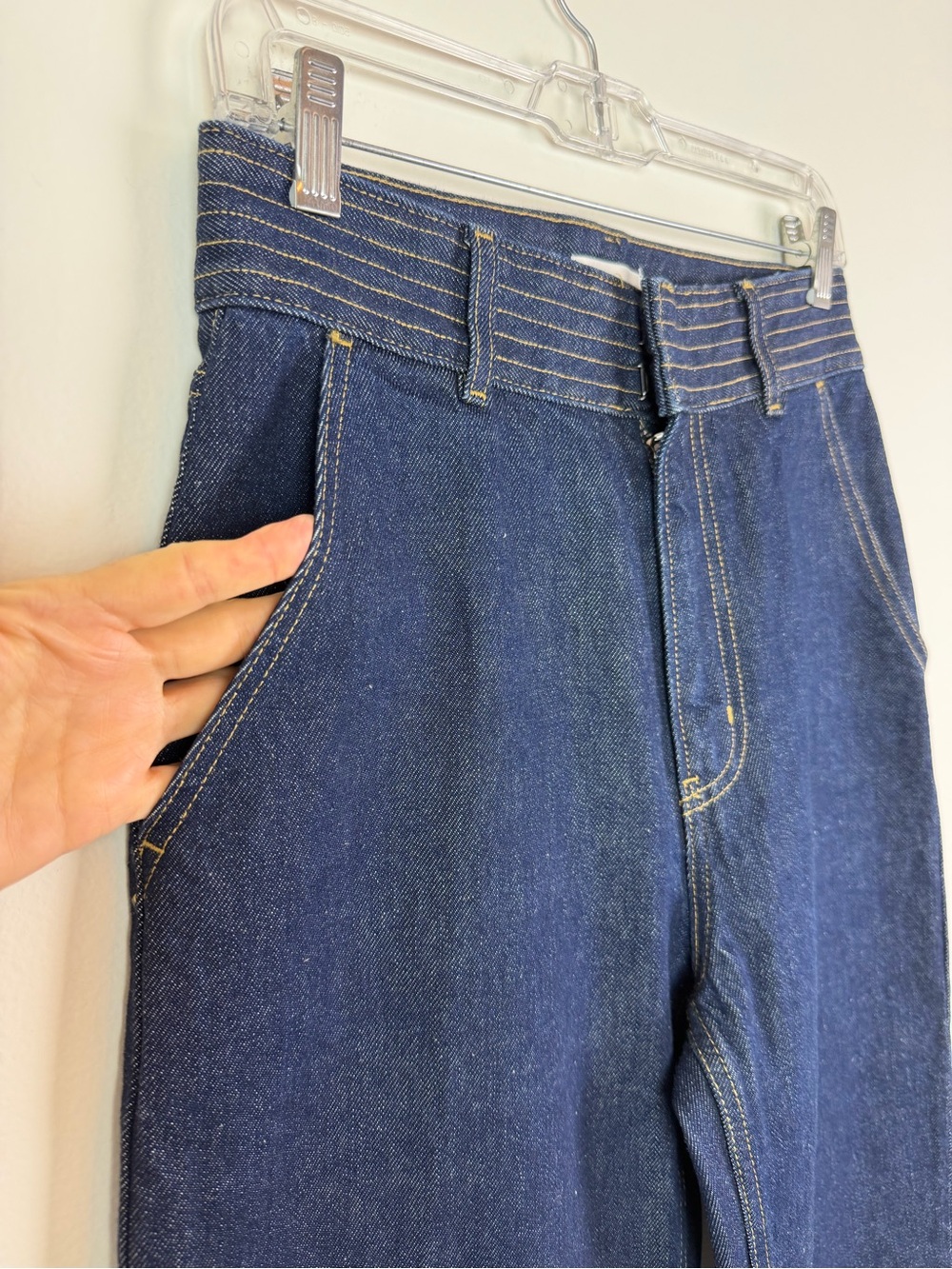 NWT FRAME Trapunto Trouser Jeans in Rinse Size 26 - Picture 7 of 15